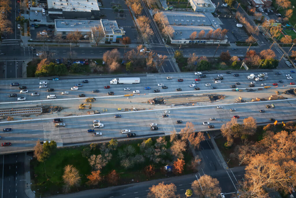 Photo of HOV lanes on US 50