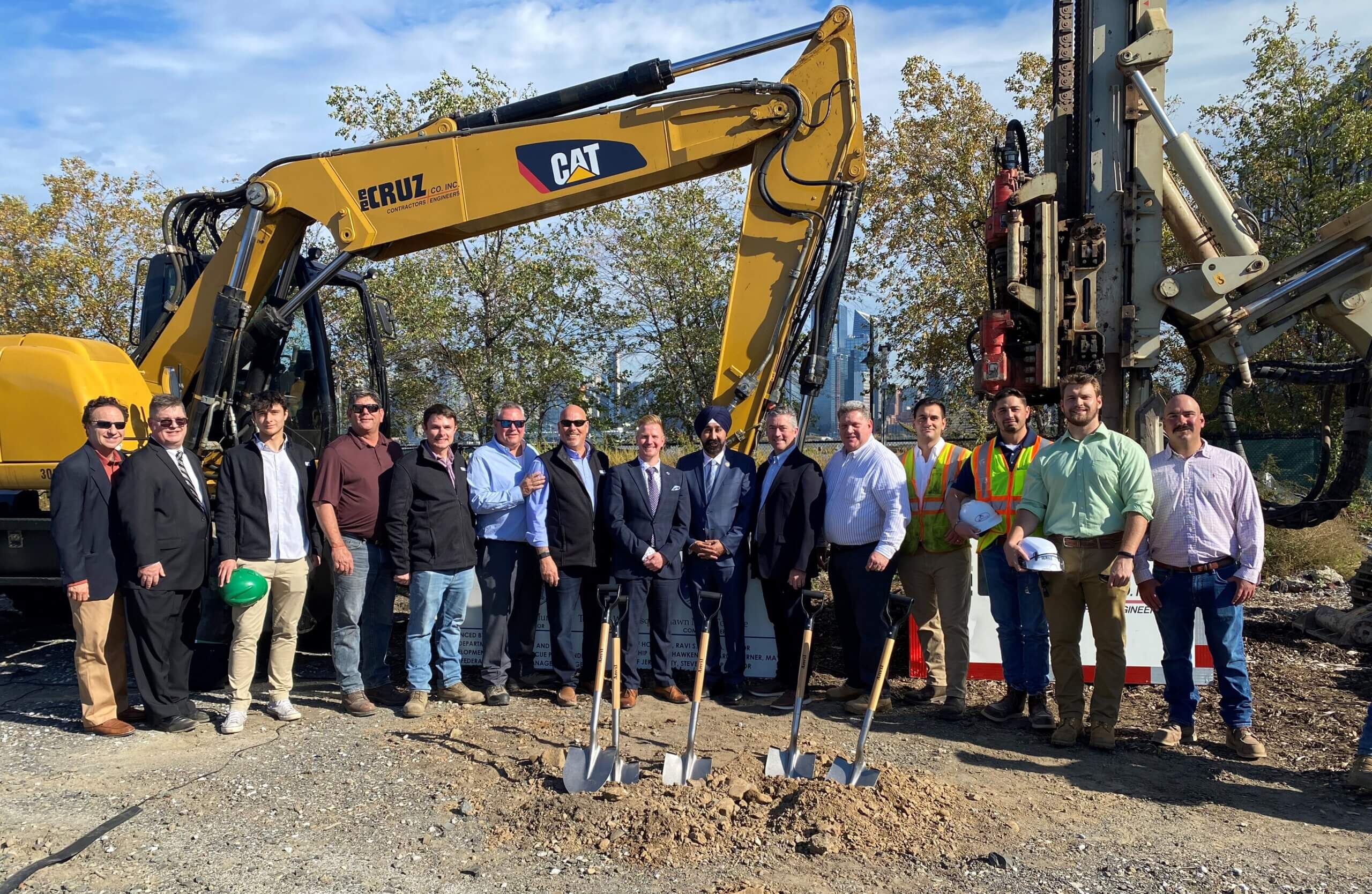 Groundbreaking at $251 million Hudson River Resiliency Project with E.E. Cruz
